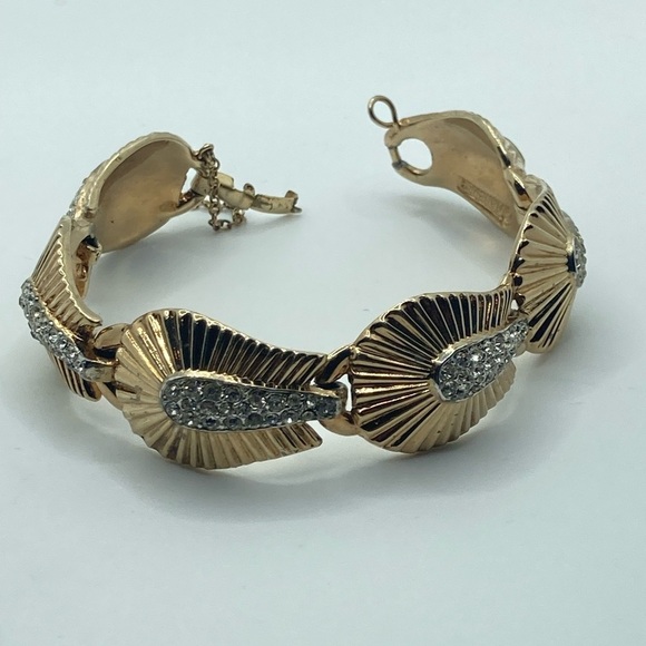 BOUCHER Gold Plated White Crystal MCM Leaf Design Link Bracelet 7” Vintage - Picture 3 of 8